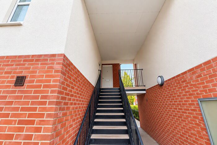 2 Bedroom Maisonette To Rent In Ariel Close, Newport, NP20