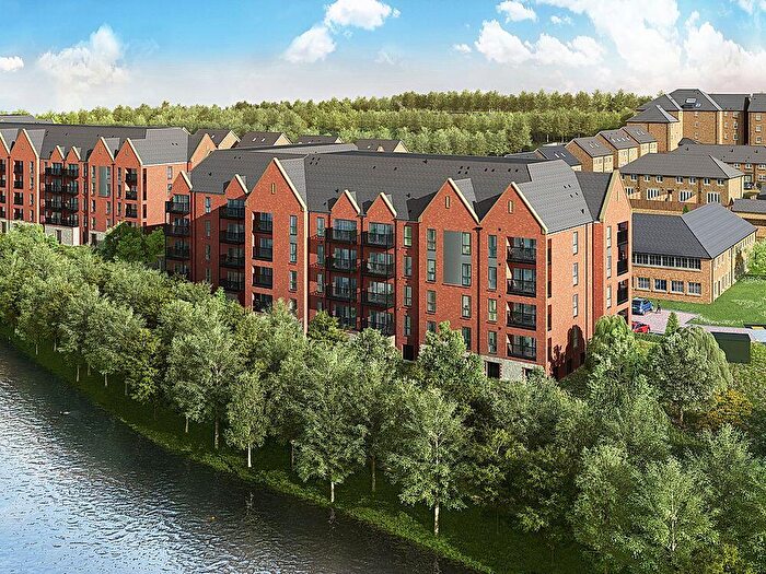 2 Bedroom Apartment For Sale In James Whatman Way, Maidstone, Kent, ME14