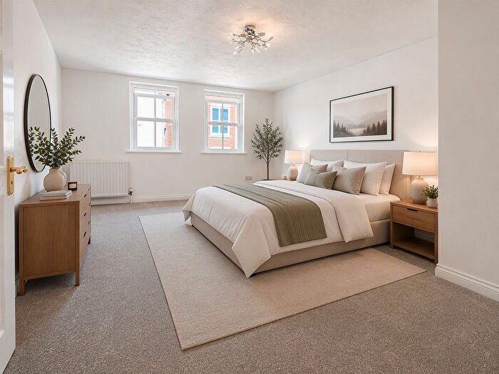 2 Bedroom Flat To Rent In Riverside Place, SP6