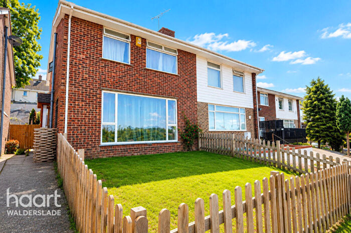 4 Bedroom Semi-Detached House For Sale In Sundridge Drive, Chatham, ME5