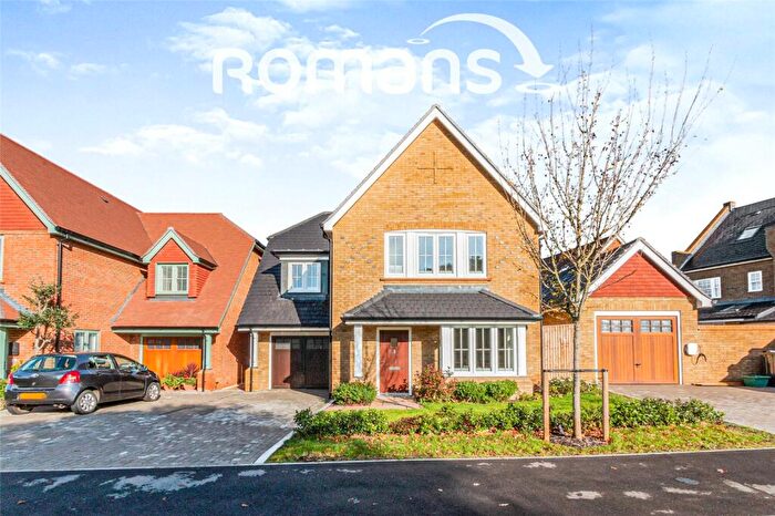 5 Bedroom Detached House To Rent In Featherfall Road, Crookham Village, Fleet, GU51