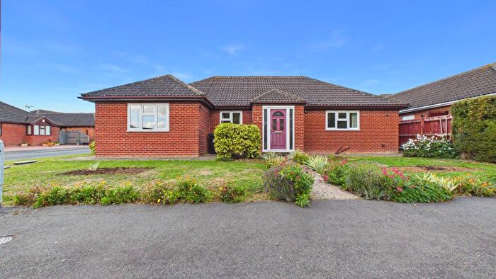3 Bedroom Detached Bungalow For Sale In Barkston Close, Bourne, PE10