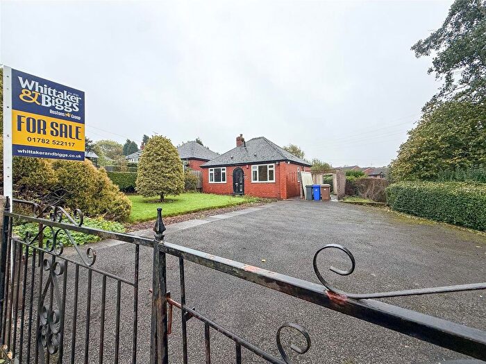 3 Bedroom Detached Bungalow For Sale In Birchenwood Road, Stoke-On-Trent, ST6