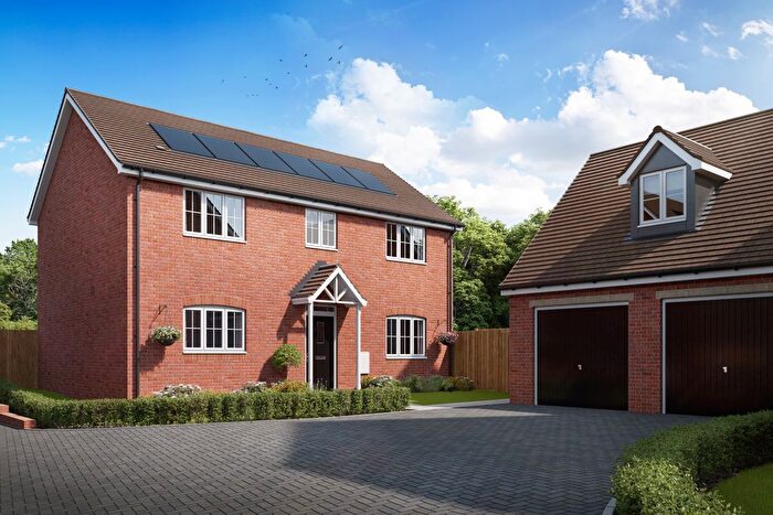4 Bedroom Detached House For Sale In Gloucester Road, Weston Under Penyard, HR9