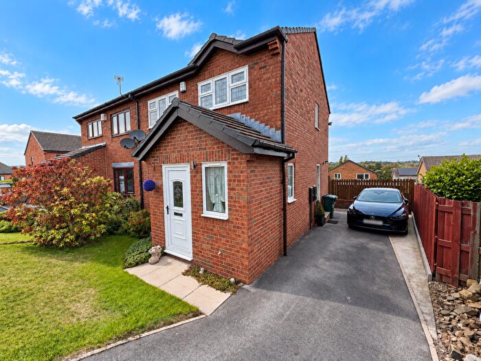 3 Bedroom Semi-Detached House For Sale In Ings Mill Drive, Clayton West, Huddersfield, HD8