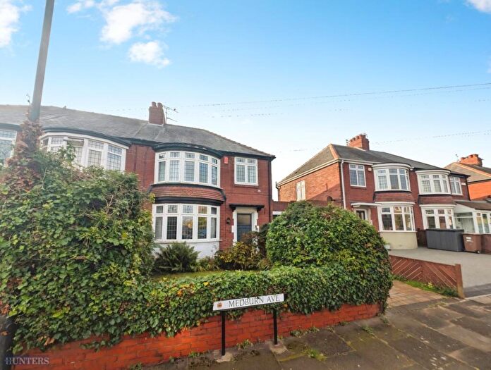 3 Bedroom Semi-Detached House For Sale In Medburn Avenue, Cullercoats, NE30