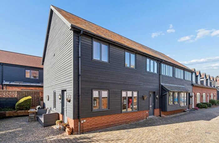 2 Bedroom Mews For Sale In Whitehorse Street, Baldock, SG7