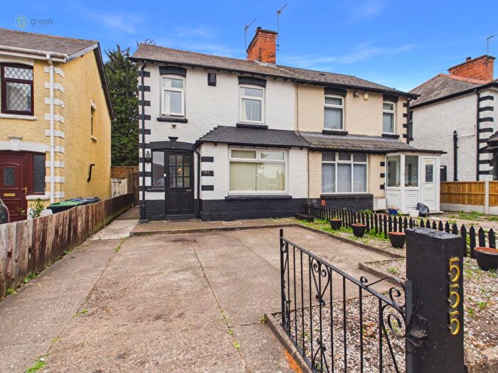 3 Bedroom Semi-Detached House For Sale In Kingsbury Road, Erdington, Birmingham, B24