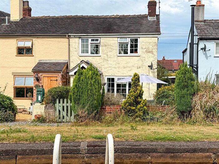 3 Bedroom Semi-Detached House For Sale In Bibby Street, Rode Heath, ST7