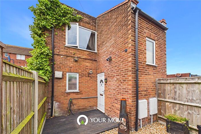 1 Bedroom Maisonette For Sale In Magdalen Way, Gorleston, Great Yarmouth, Norfolk, NR31