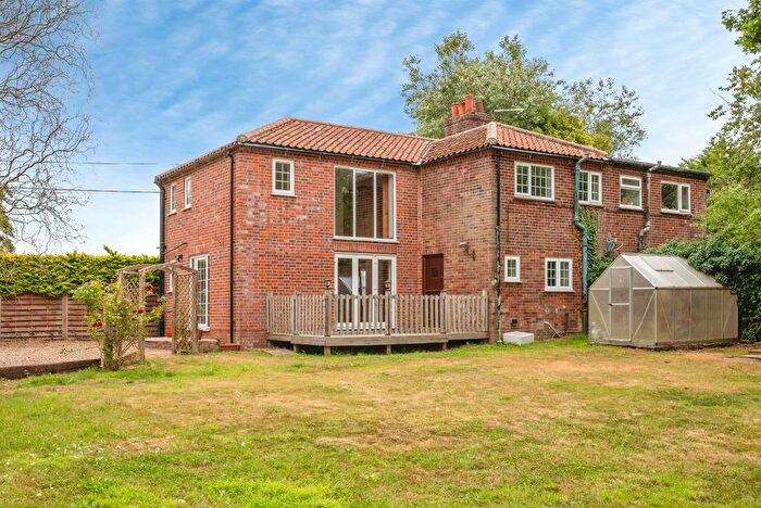 3 Bedroom Cottage For Sale In Stow Heath Road, Felmingham, North Walsham, NR28