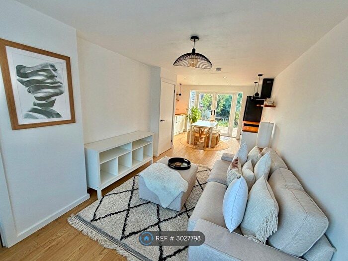 2 Bedroom Terraced House To Rent In Church Green, Shoreham-By-Sea, BN43