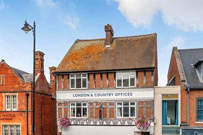 2 Bedroom Apartment For Sale In High Street, Dorking, RH4