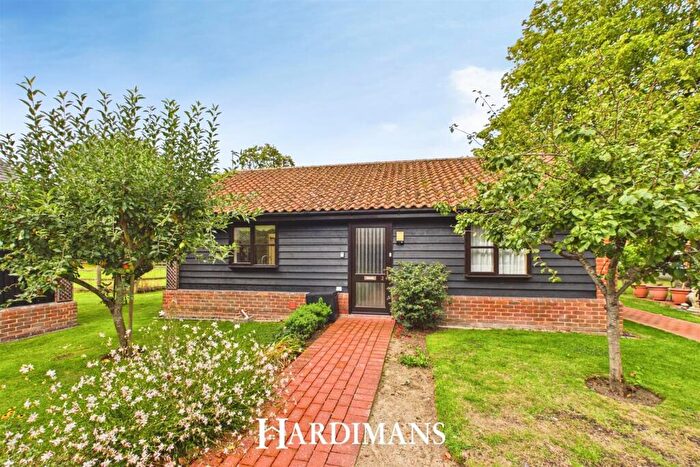 2 Bedroom Detached Bungalow For Sale In Chapel Road, Carlton Colville, Lowestoft, NR33