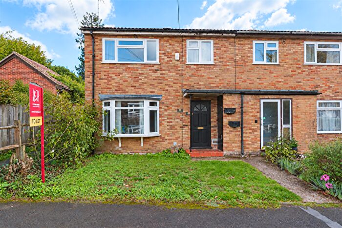3 Bedroom End Of Terrace House To Rent In Sandy Lane, Sandhurst, GU47