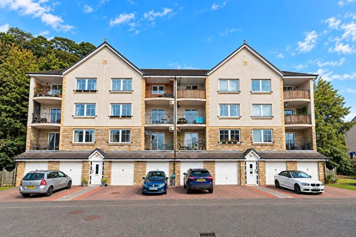 2 Bedroom Penthouse For Sale In Spinnaker Way, Dalgety Bay, KY11