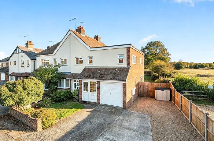 4 Bedroom Semi-Detached House For Sale In Addlestone, Surrey, KT15