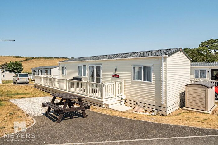 2 Bedroom Mobile/park Home For Sale In Durdle Door Holiday Park, West Lulworth, BH20