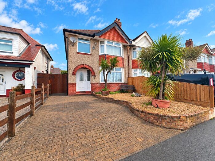 3 Bedroom Semi-Detached House To Rent In Merryoak Road, Merryoak, Southampton, Hampshire, SO19