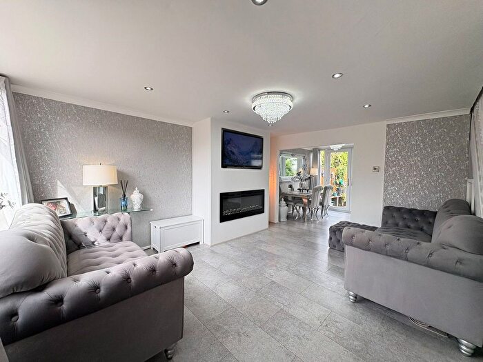 3 Bedroom Terraced House For Sale In Beechfield, Maghull, L31