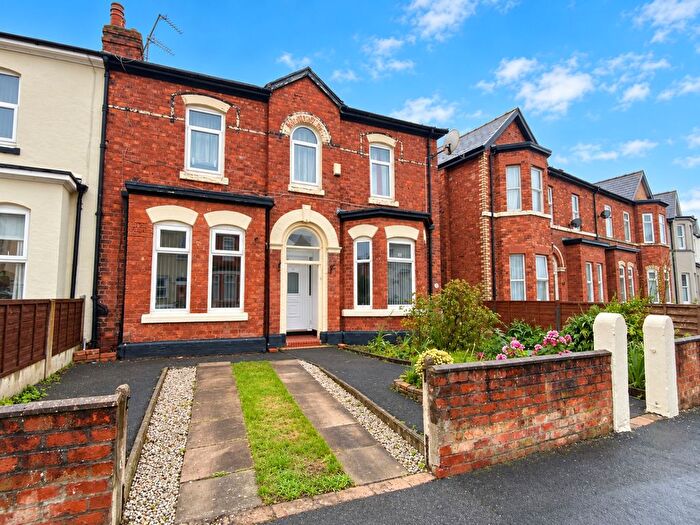 2 Bedroom Flat For Sale In Arbour Street, Southport, Merseyside, PR8