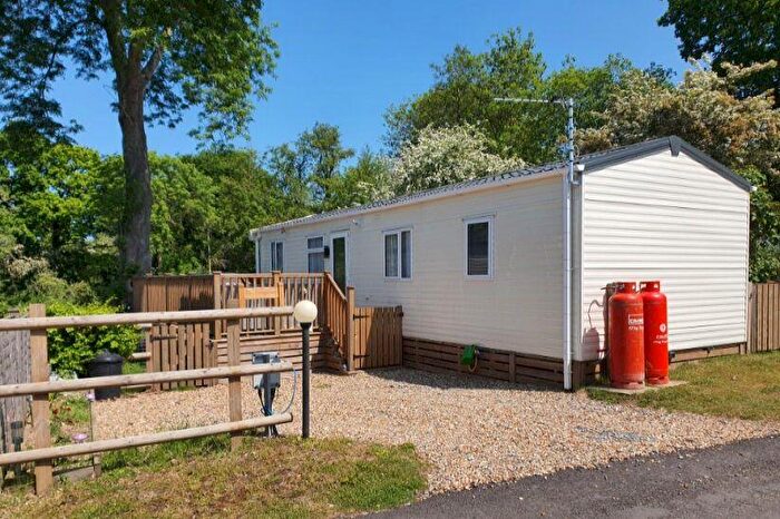 2 Bedroom Caravan For Sale In Two Bed Carnaby Oakdale, Waveney Valley Lakes, Wortwell, Norfolk, IP20