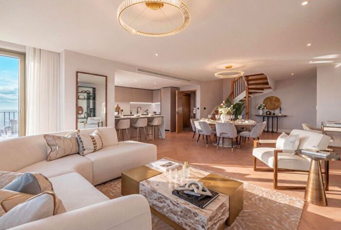 2 Bedroom Flat For Sale In Marsh Wall, London, E14