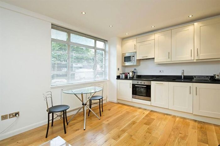 1 Bedroom Flat To Rent In Nell Gwynn House, Chelsea, SW3