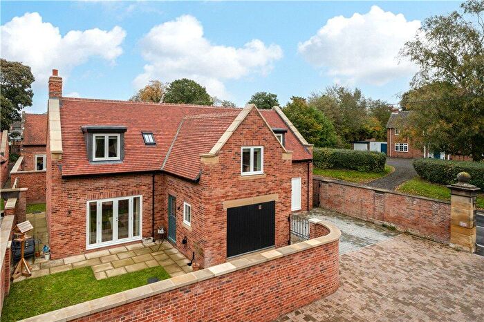 4 Bedroom Detached House To Rent In Yeoman Court, Brompton, Northallerton, North Yorkshire, DL6