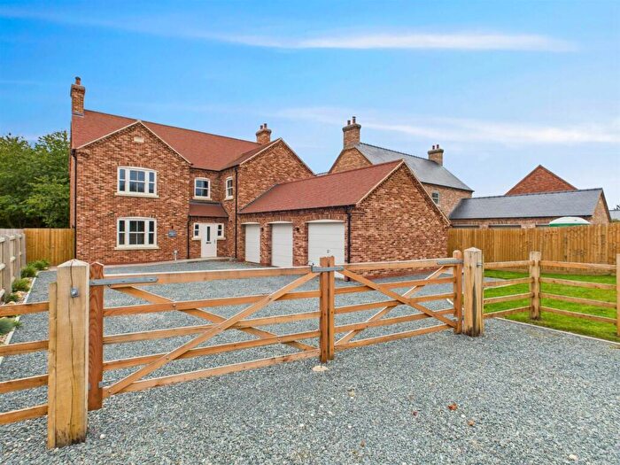 4 Bedroom Detached House For Sale In Timberland View, Main Road, Hagworthingham, PE23