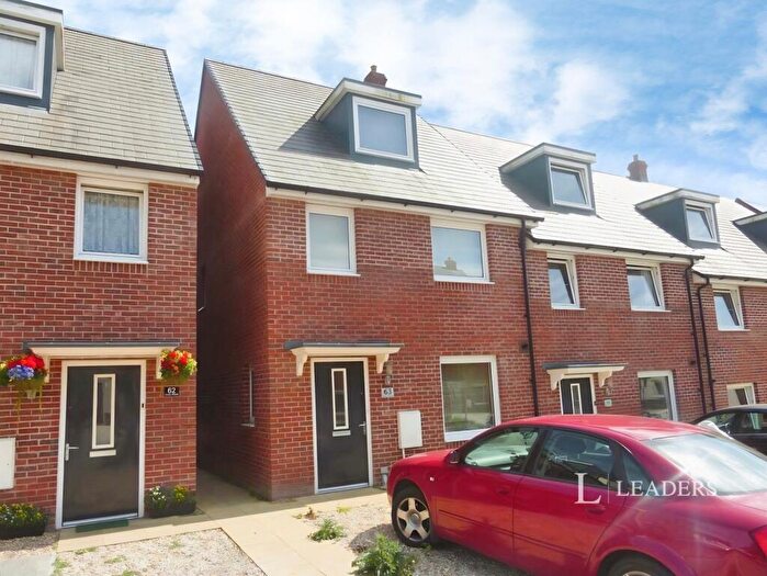 4 Bedroom House To Rent In Colby Street, Southampton, SO16