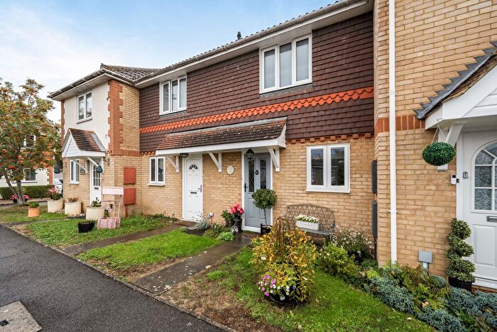2 Bedroom Detached House For Sale In Old School Place, Woking, GU22