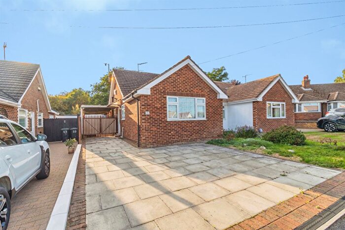 3 Bedroom Semi-Detached Bungalow For Sale In Willow Way, Flitwick, Bedford, MK45