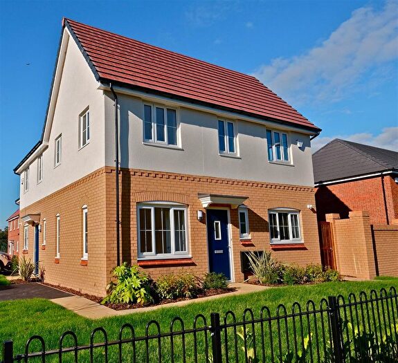 3 Bedroom Semi-Detached House To Rent In Loughlin Drive, Liverpool, L33