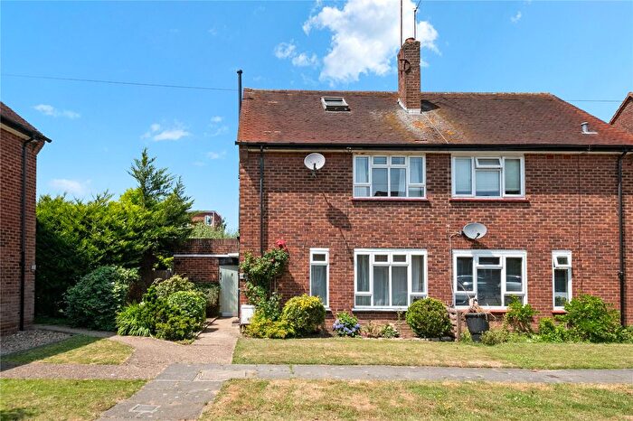3 Bedroom Semi-Detached House For Sale In Austins Lane, Ickenham, Uxbridge, UB10