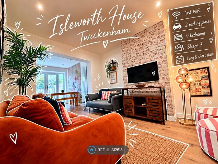 4 Bedroom Semi-Detached House To Rent In Twickenham Road, Isleworth, TW7