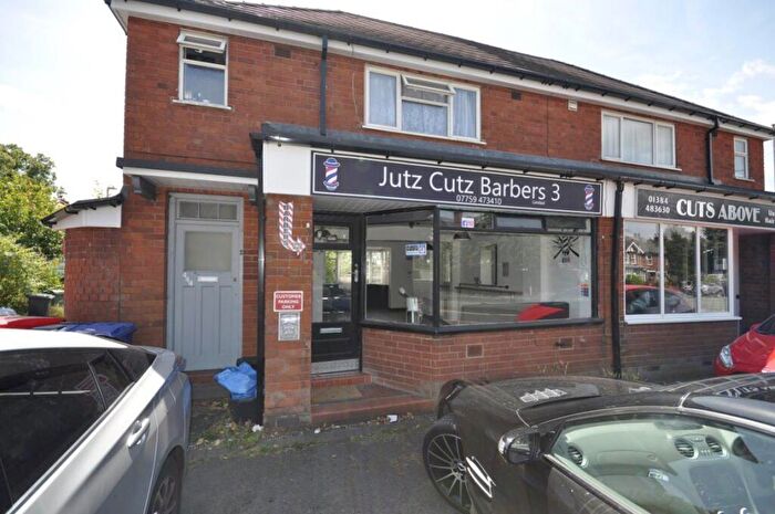 Property To Rent In Brettell Lane, Amblecote, Stourbridge, DY8