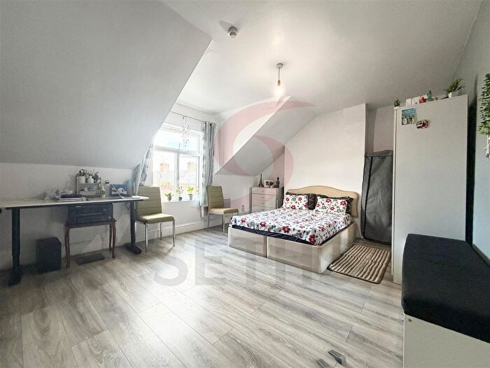 1 Bedroom Flat To Rent In Queens Road, Clarendon Park, Leicester, LE2