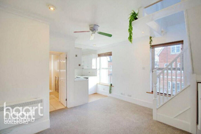 1 Bedroom Apartment For Sale In Woodbridge Road, Guildford, GU1