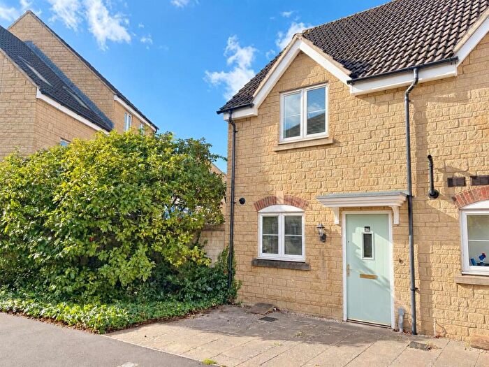2 Bedroom End Of Terrace House For Sale In Loiret Crescent, Malmesbury, SN16