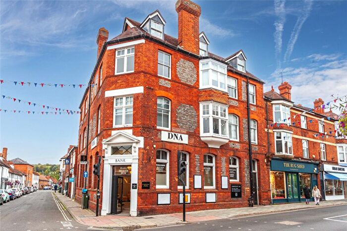 2 Bedroom Flat For Sale In Reading Road, Henley-On-Thames, Oxfordshire, RG9
