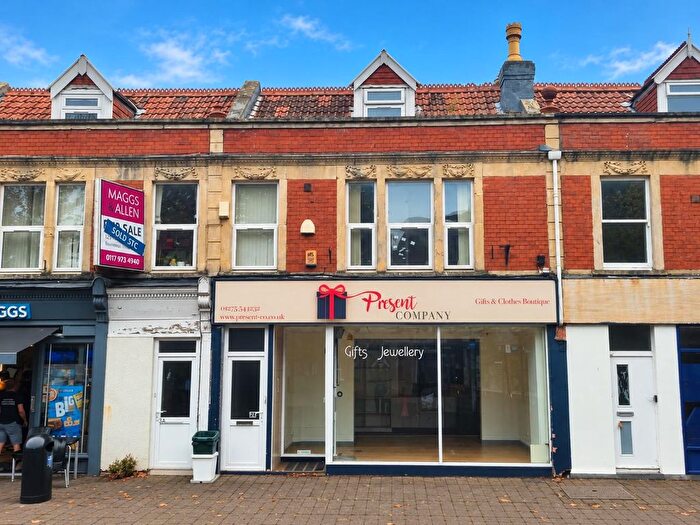 2 Bedroom Flat To Rent In Station Road, Clevedon, BS21