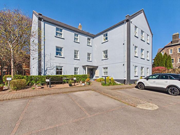 2 Bedroom Flat For Sale In Lower Monk Street, Abergavenny, NP7