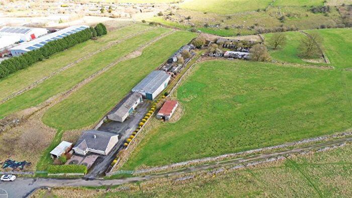 3 Bedroom Property For Sale In Tongue Lane, Buxton, SK17