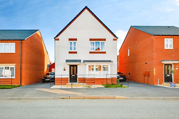 4 Bedroom Detached House For Sale In Marram Crescent, Harpole, Northampton, NN7