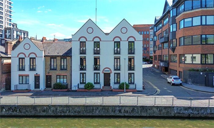 1 Bedroom Apartment For Sale In The Plummery, Reading, Berkshire, RG1