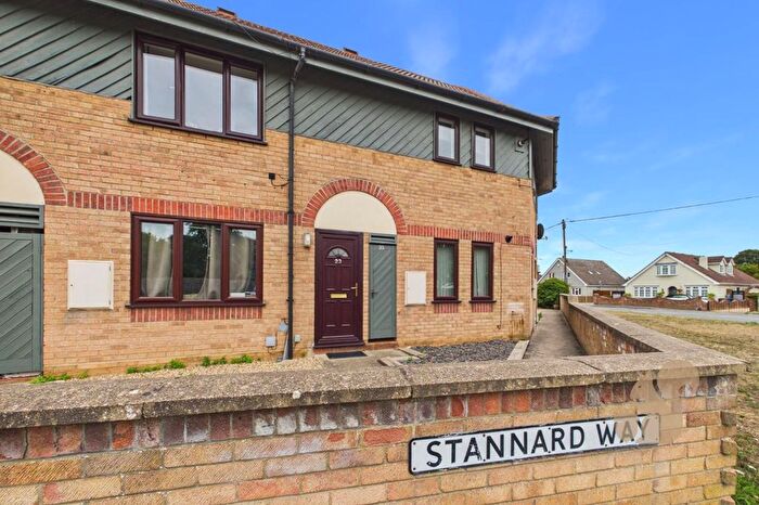2 Bedroom Flat For Sale In Stannard Way, Great Cornard, CO10
