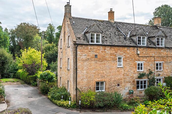 3 Bedroom End Of Terrace House For Sale In Temple Guiting, Cheltenham, GL54