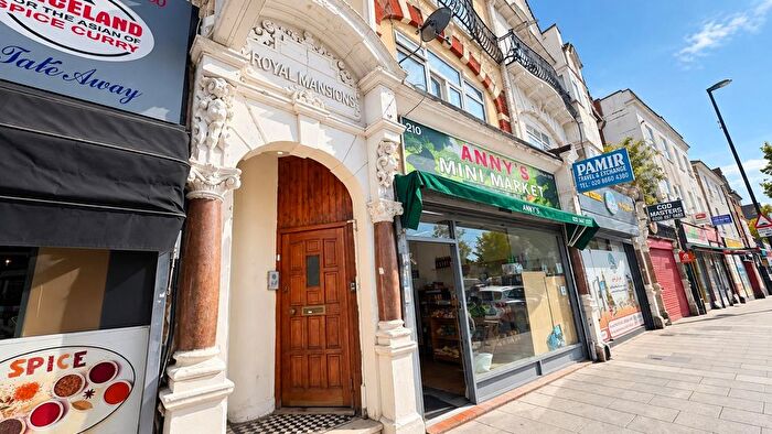 2 Bedroom Flat For Sale In London Road, Croydon, CR0