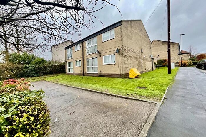 2 Bedroom Flat For Sale In Grassdale View, Sheffield, S12
